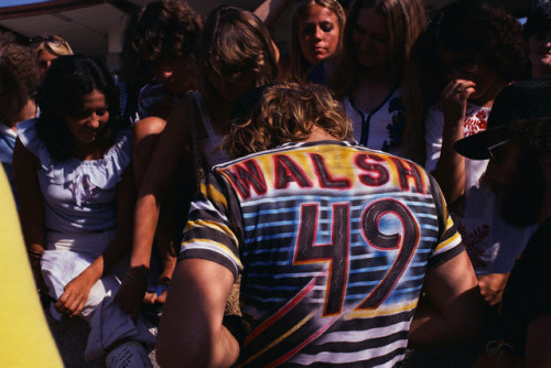 Joe Walsh Signing Autographs for Fans